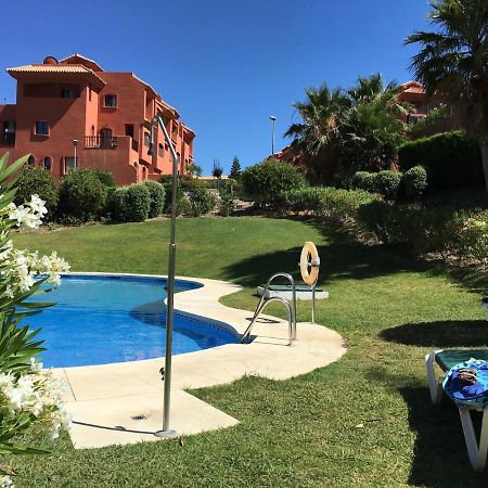 Luxury 2-Bedrooms & Bathrooms Estepona Apartment Eksteriør billede