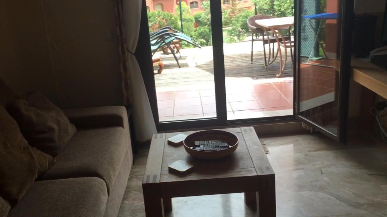 Luxury 2-Bedrooms & Bathrooms Estepona Apartment Eksteriør billede