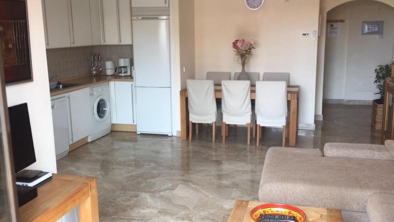 Luxury 2-Bedrooms & Bathrooms Estepona Apartment Eksteriør billede