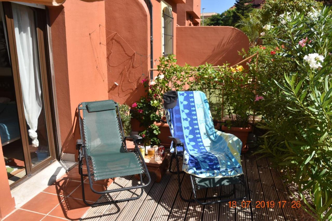 Luxury 2-Bedrooms & Bathrooms Estepona Apartment Eksteriør billede